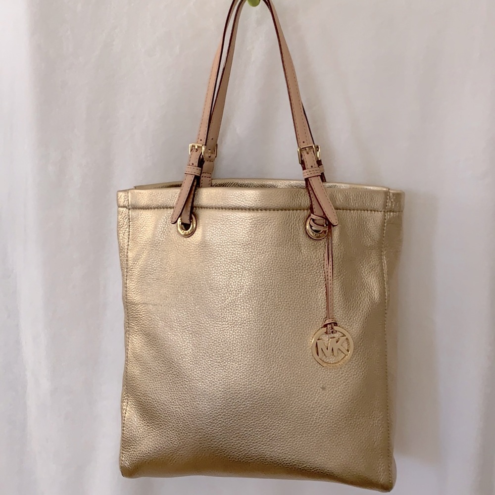MICHAEL KORS GOLD PEBBLED LEATHER TOTE BAG